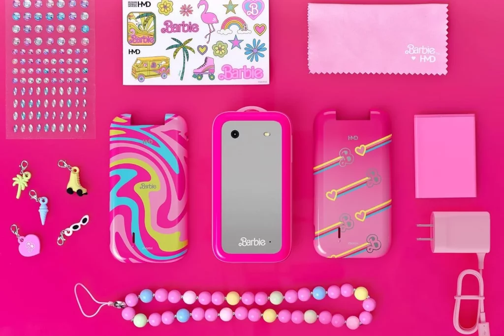 La tentación rosa de Amazon el móvil de Barbie por menos de 70 € que está programado para que lo compres sí o sí 11 Moncloa El regalo perfecto para las princesas de la casa