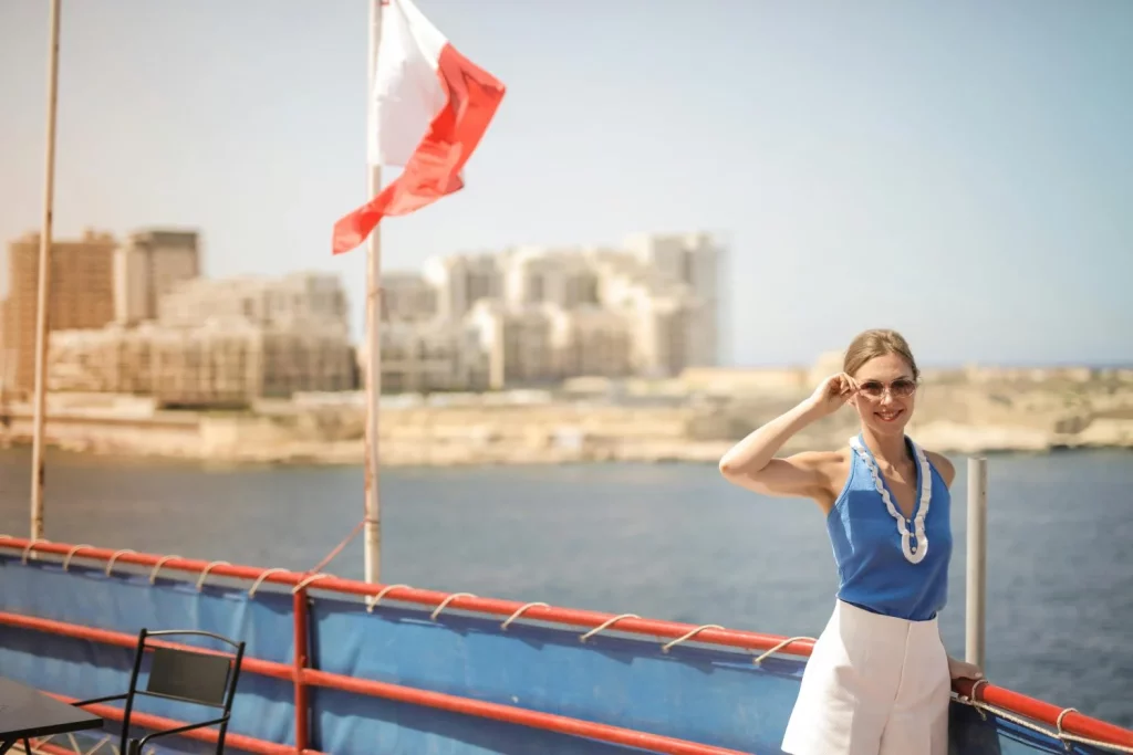 Shein despliega sus esperadas rebajas de hasta el 60% y este conjunto se corona como el imprescindible del verano 1 Moncloa El conjunto de Shein es práctico y fresco