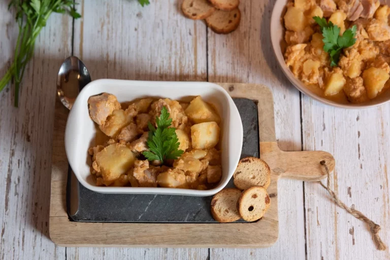¿Conoces el ‘marmitako’ vasco? Es el guiso de atún que resuelve cualquier cena rápida y saludable