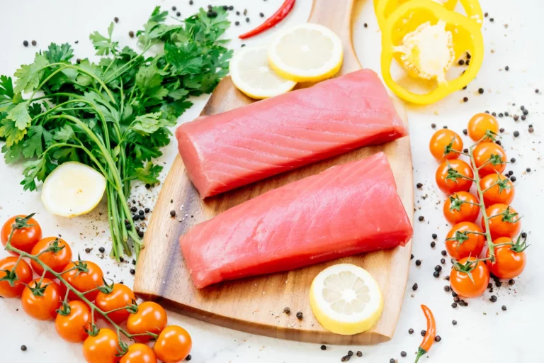 El aviso de la Aesan sobre el atún rojo: la cantidad máxima que deberías comer a la semana por su alto contenido en mercurio