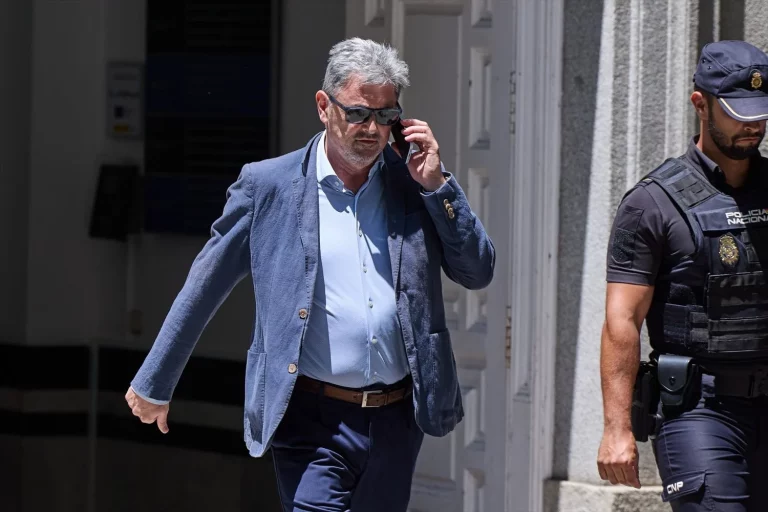 El dueño de Servinabar justifica su donación a la ONG de Ábalos porque «se deducía fiscalmente»