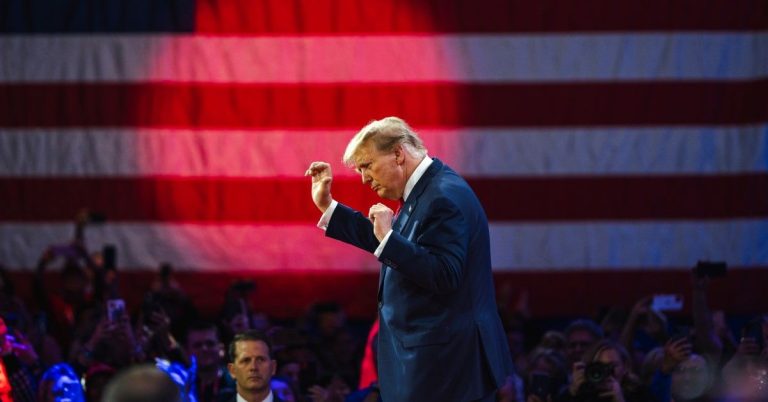 Trump afirma que tras la muerte de Alí Jamenei, Irán le propuso ser su Líder Supremo: «Dije: ‘No, gracias'»