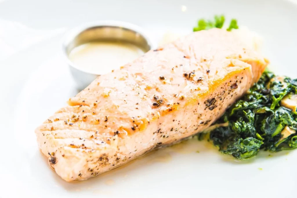 Este salmón en salsa de coco y lima es tan bueno que no podrás dejar de comerlo 19 Moncloa Paso a paso para una preparación infalible