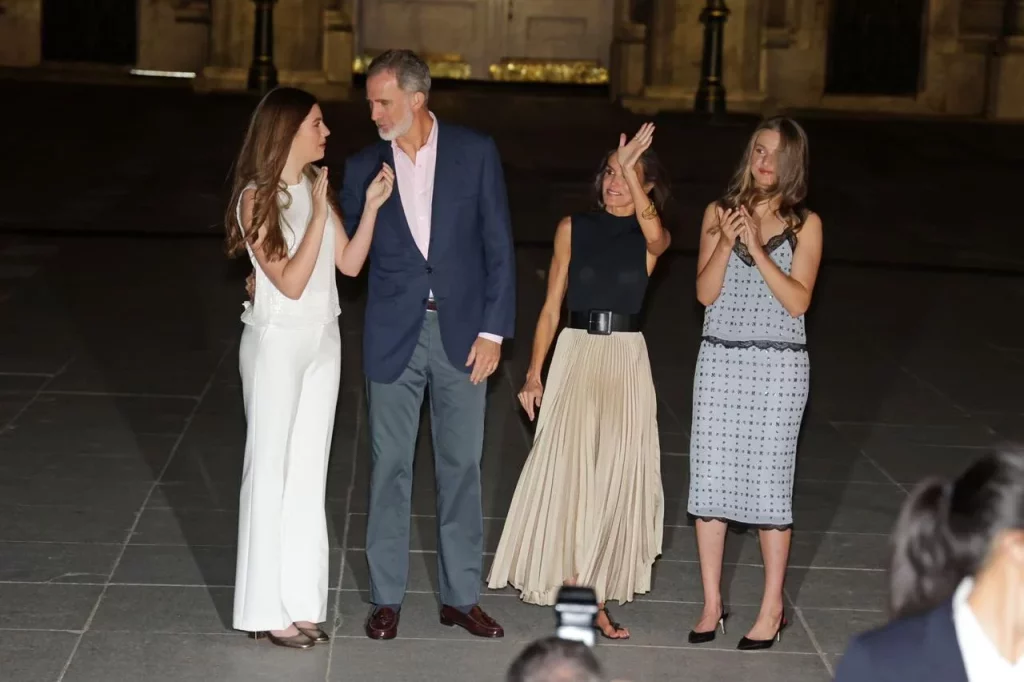 Zarzuela sorprende con un gesto económico que deja atrás a la Casa Real británica 4 Moncloa Zarzuela responde a los rumores de pérdidas con cifras claras