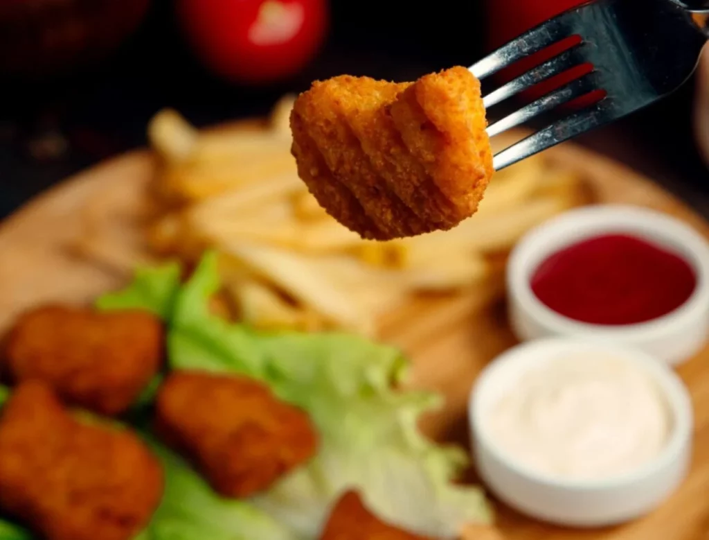 Haz estos nuggets saludables caseros en 12 minutos y acompáñalos con la ensalada que más te guste 29 Moncloa Ingredientes básicos para unos nuggets saludables caseros