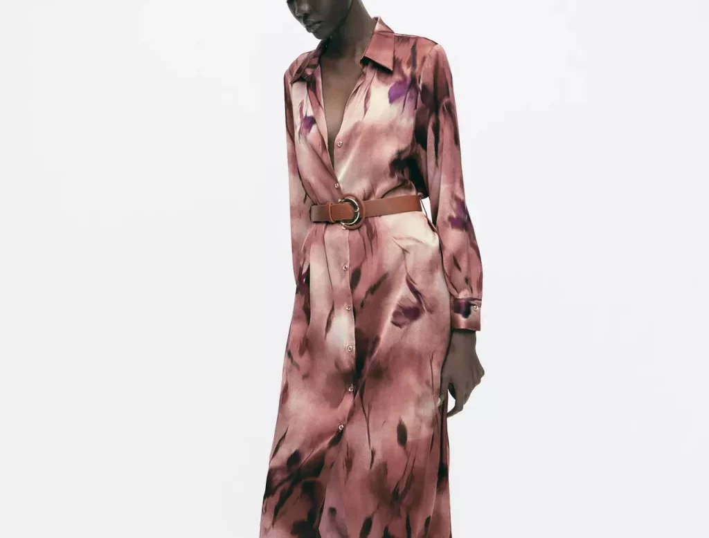 Vestido midi satinado estampado cinturón de Zara