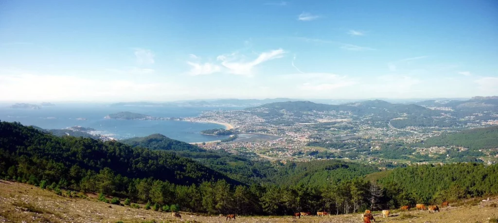 El rincón secreto de Galicia donde la naturaleza y la historia se encuentran 16 Moncloa Galicia esconde un paraíso natural con siglos de historia
