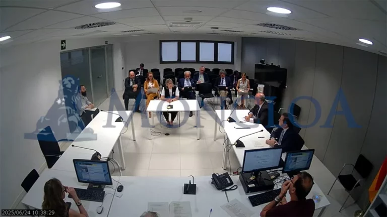 Jéssica hizo 13 viajes oficiales con Ábalos pero su jefa declaró que no tenía permiso