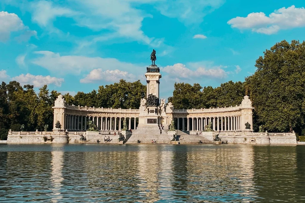 España oculta estos destinos turísticos 