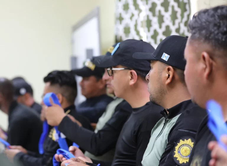 El FBI y Defensa de EEUU se alían con policías extranjeras para combatir a los cárteles