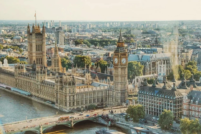 Cursos de idiomas en Inglaterra: la inmersión como contexto óptimo de aprendizaje