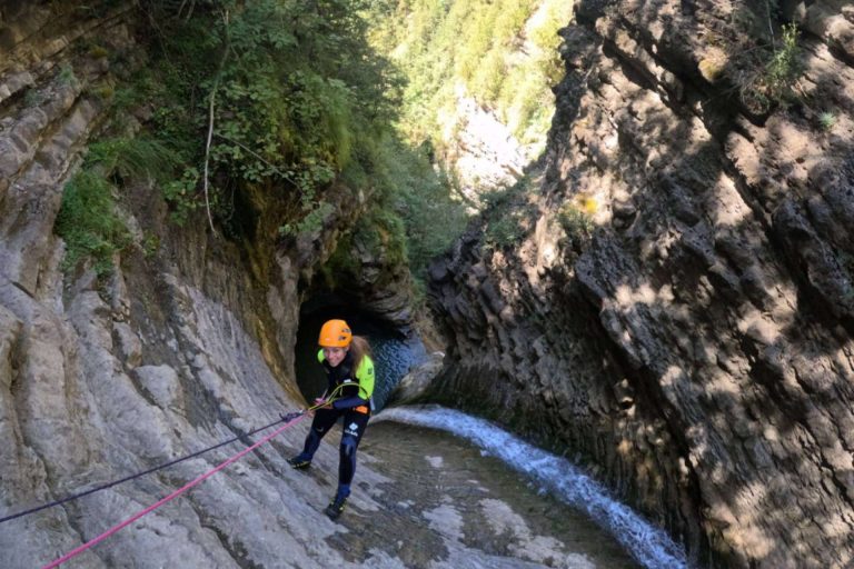 Ferrata Sorrosal y Barranco Gorgol; aventura completa en Ordesa y Valle de Tena