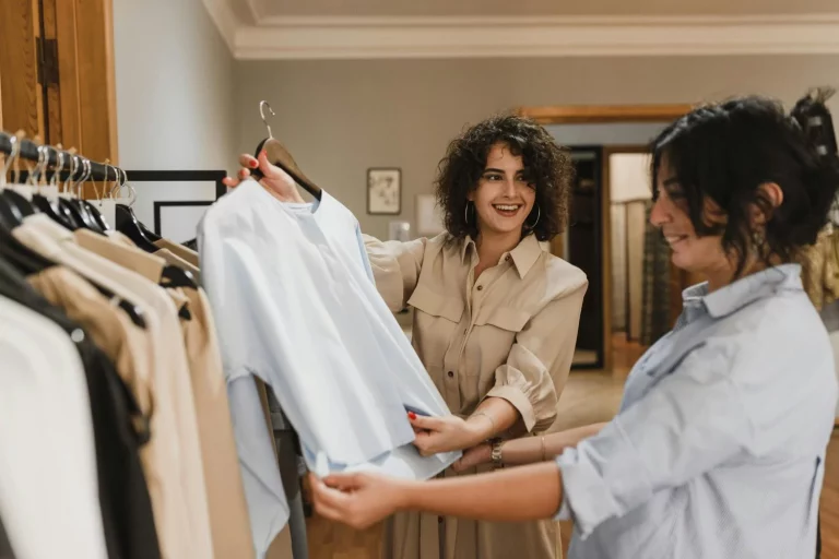 Este vestido de Zara es el más buscado del verano y ya se está acabando