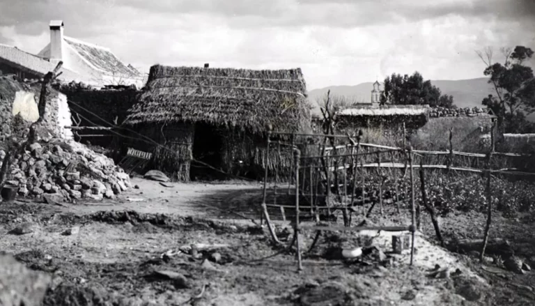 El día que el ejército español masacró a tiros a sus propios campesinos por pedir pan: la matanza de Casas Viejas que el franquismo intentó ocultar