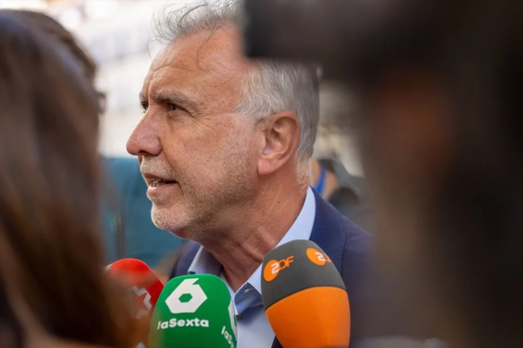 El PSOE, la Iglesia y el Defensor del Pueblo cercan el veto al rezo musulmán en Jumilla 3 Moncloa EuropaPress 6868771 ministro politica territorial memoria democratica angel victor torres Moncloa