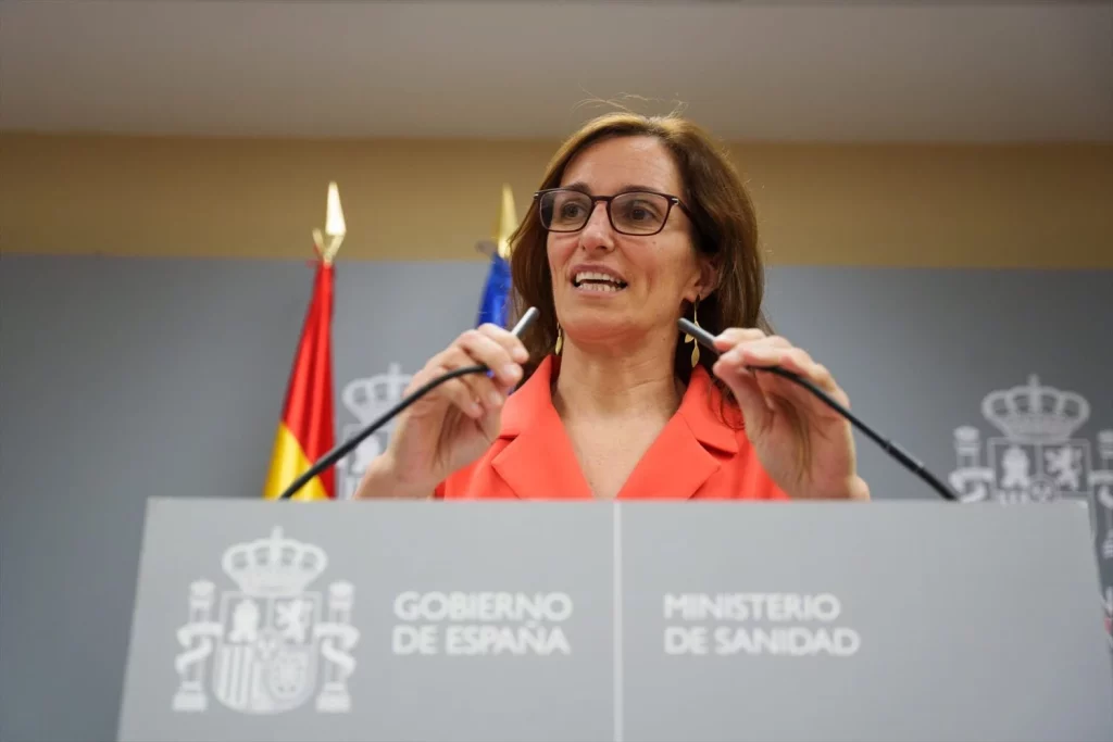 La ministra de sanidad, Mónica García (Fuente: Agencias)