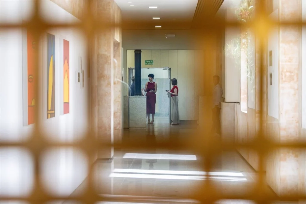 Elma Saiz deja olvidada la prestación CUME bajo el yugo de la mutuas 1 Moncloa EuropaPress 6899200 ministra inclusion seguridad social migraciones elma saiz reunion Moncloa