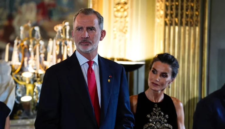 Problemas en el paraíso para los reyes Felipe VI y Letizia con la agenda de los próximos días