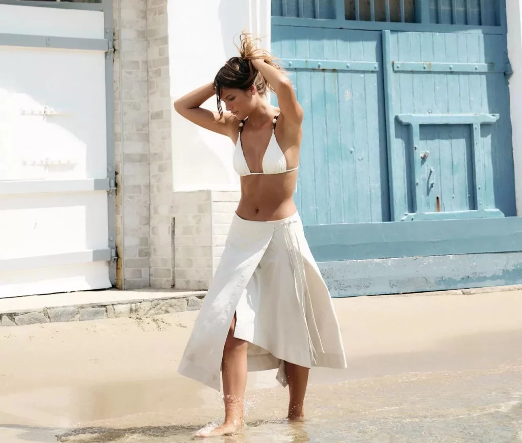 Falda midi estilo pareo de Zara