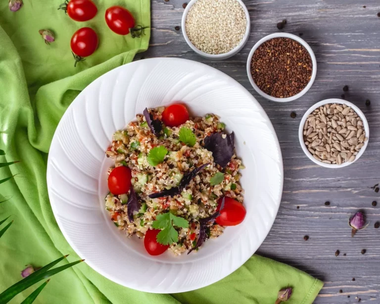 El bowl de quinoa sano, colorido y lleno de sabor que tu cuerpo va a agradecer