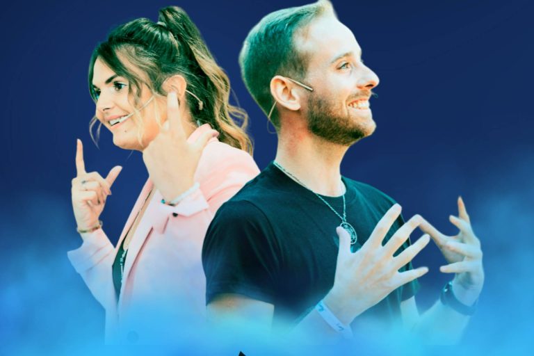 Descubrirse a uno mismo, ayudar a otros y vivir de ello; así lo hace este instituto con 95% recomendación
