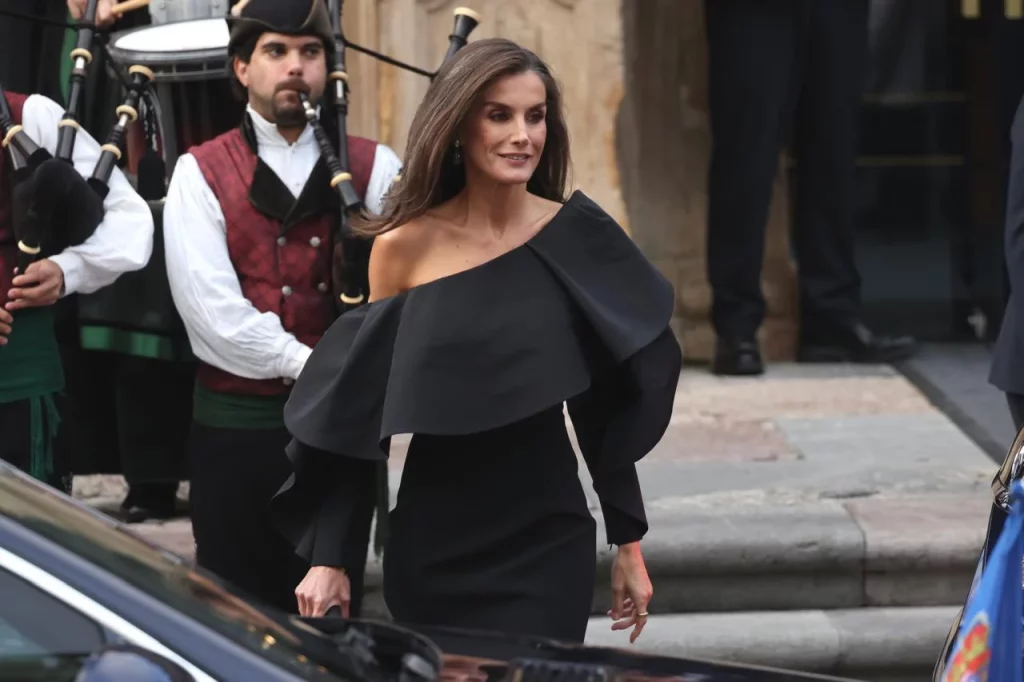 Problemas en el paraíso para los reyes Felipe VI y Letizia con la agenda de los próximos días 9 Moncloa El papel de la Reina Letizia y las expectativas públicas
