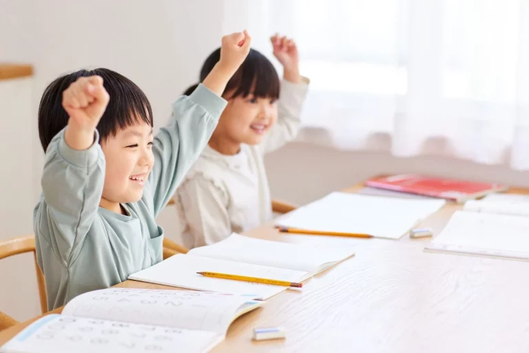 ¿Vale 1.000 dólares? La mochila escolar que millones de niños usan en Japón cuesta menos de 200 euros en Amazon