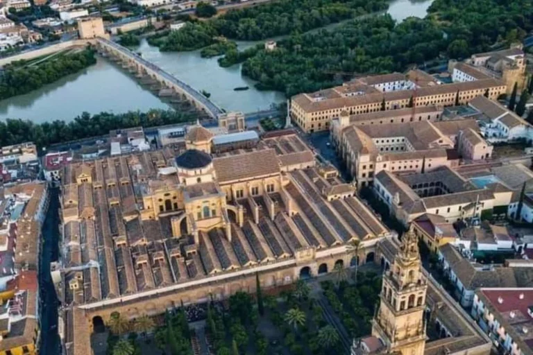 Ni mezquita ni catedral: esta joya de Córdoba esconde un misterio que atrapa en cada visita
