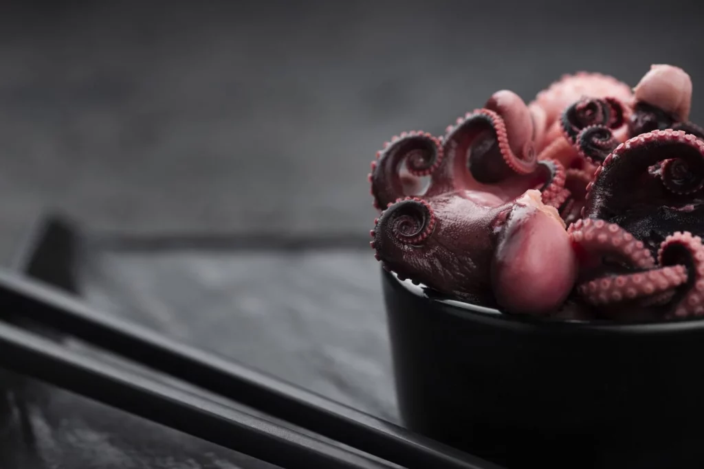 Según maestro Michelin, este es el paso que todos saltan al hacer pulpo a feira 2 Moncloa MÁS ALLÁ DEL "SUSTO": OTROS PECADOS CAPITALES QUE ARRUINAN TU PLATO