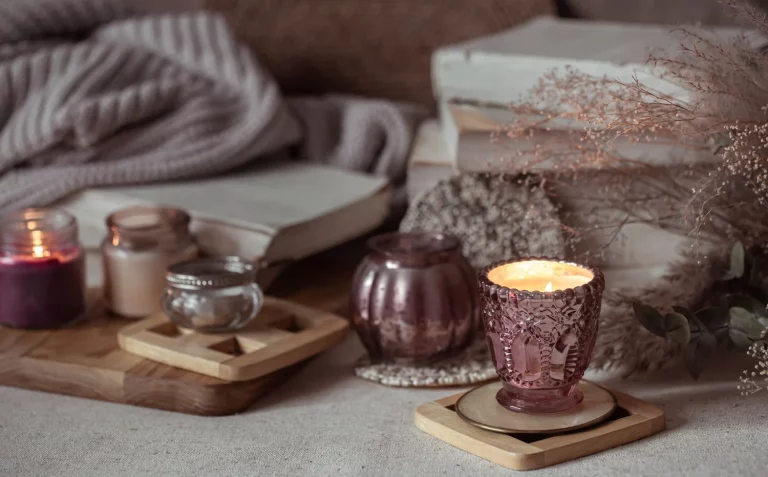 Cuidado con las velas aromáticas de tu casa: la advertencia de los neumólogos sobre los ‘COV’ que respiras