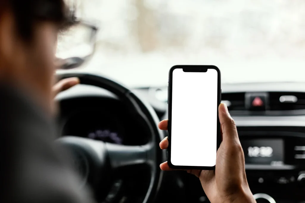 200€ y 6 puntos en juego, así es el nuevo radar "invisible" de la DGT del que no podrás escapar 1 Moncloa Este es el secreto que se esconde tras la eficacia de estos nuevos sistemas de control.