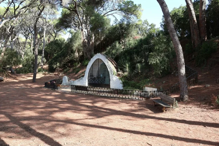 Este es uno de los lugares más curiosos de Andalucía y sorprende a quien lo visita