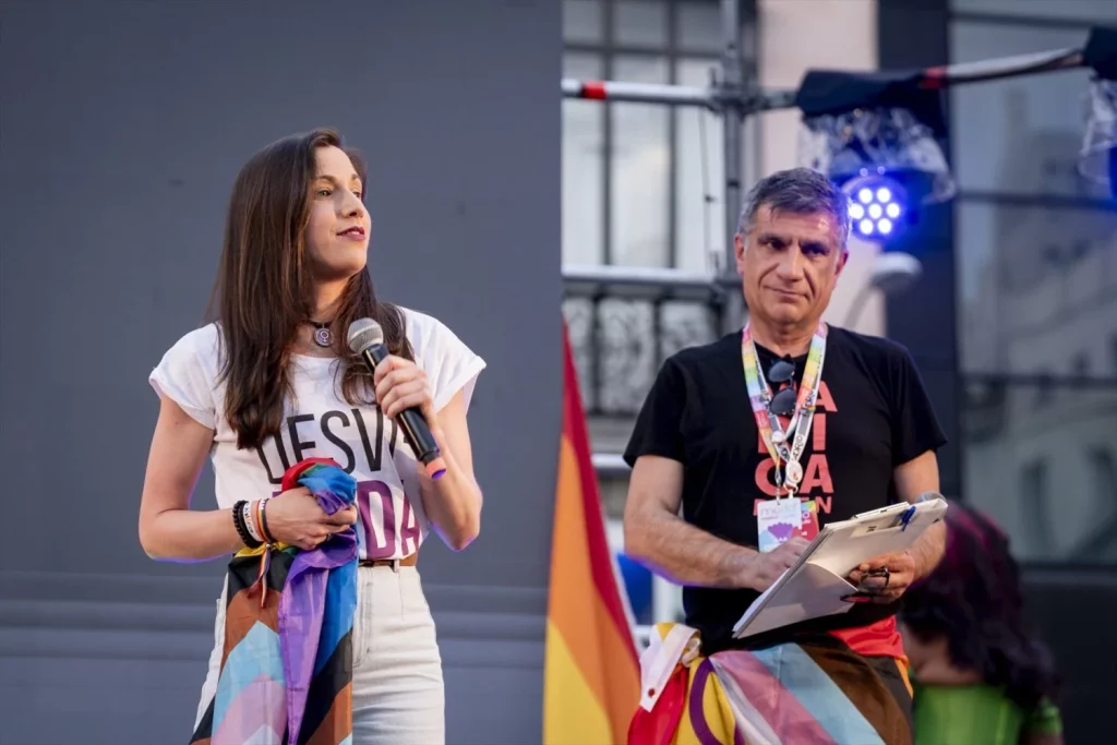 Infradenuncia, el enemigo de la comunidad LGTBI+, al descubierto tras las declaraciones de Javier Borrego 2 Moncloa EuropaPress 6836532 presidenta felgtbi paula iglesias pregon orgullo madrid 2025 mado 2025 Moncloa