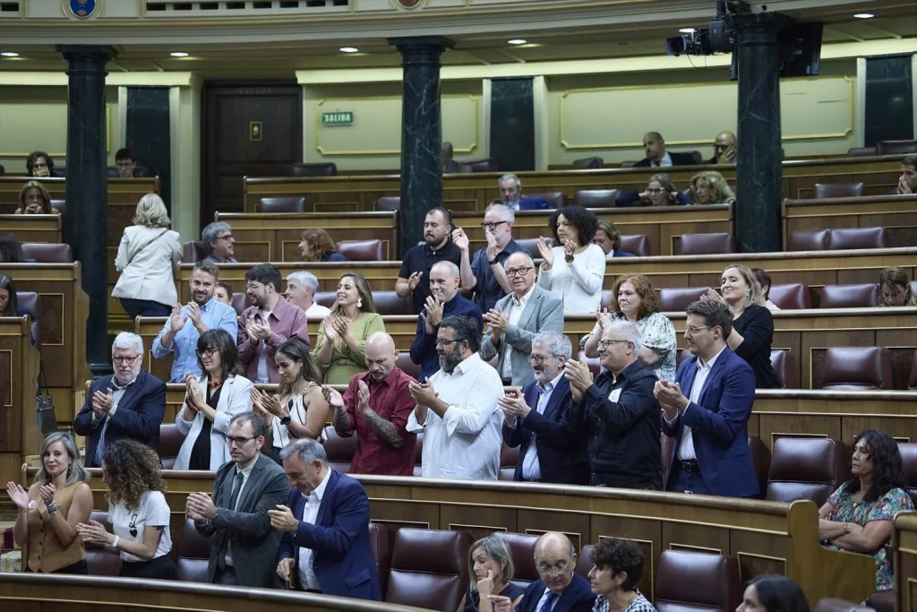 Profesionales de la Dependencia asumen tesis del PP contra la reducción de la jornada 4 Moncloa EuropaPress 6945678 hemiciclo pleno congreso diputados 10 septiembre 2025 madrid espana pleno Moncloa