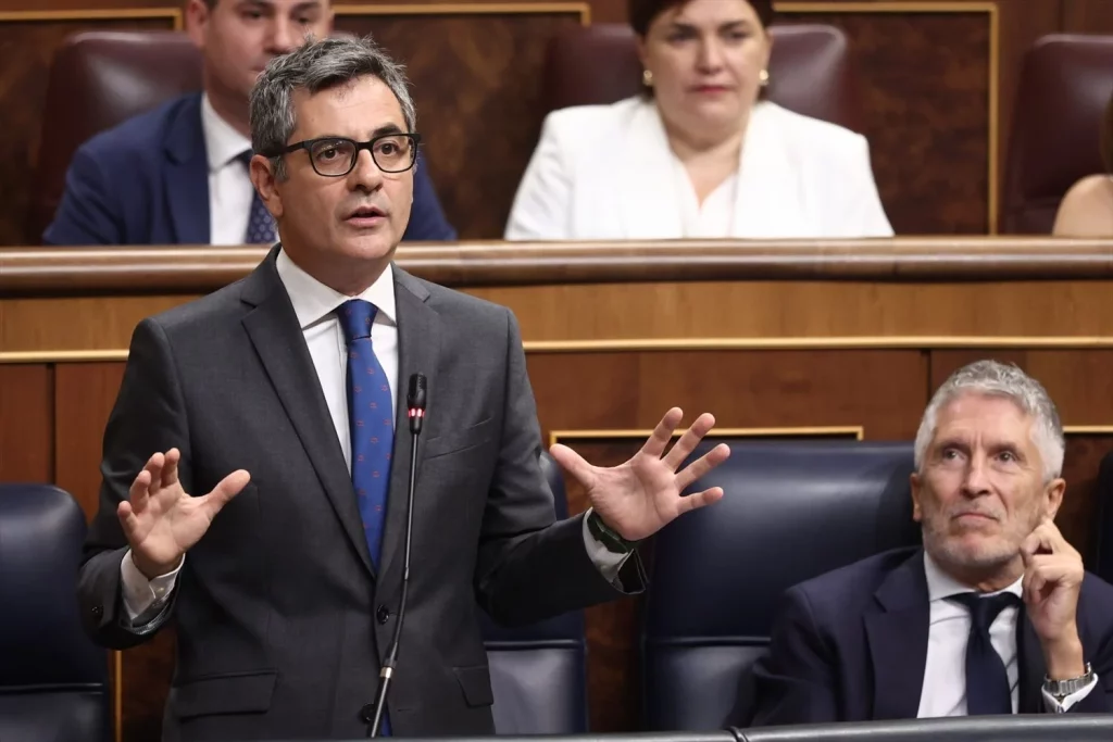 PP y PSOE ven en Gaza un nuevo "juguete" para su beneficio electoral 3 Moncloa EuropaPress 6960174 ministro presidencia relaciones cortes justicia felix bolanos interviene Moncloa