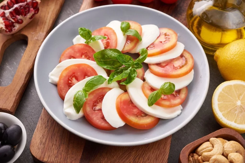 Ingredientes que debes reunir para una ensalada caprese