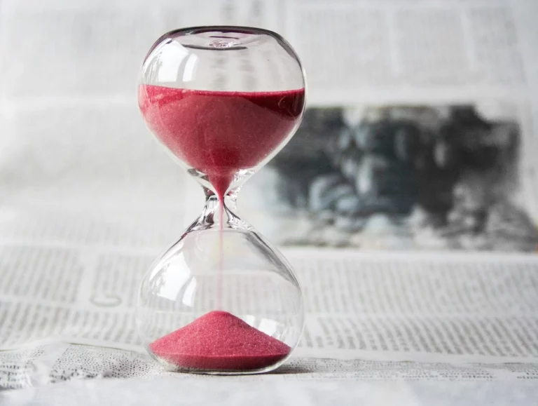 Deja de procrastinar con este sencillo truco que usan las personas más exitosas