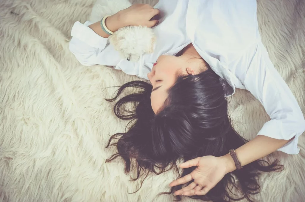 El impacto oculto del exceso de sueño