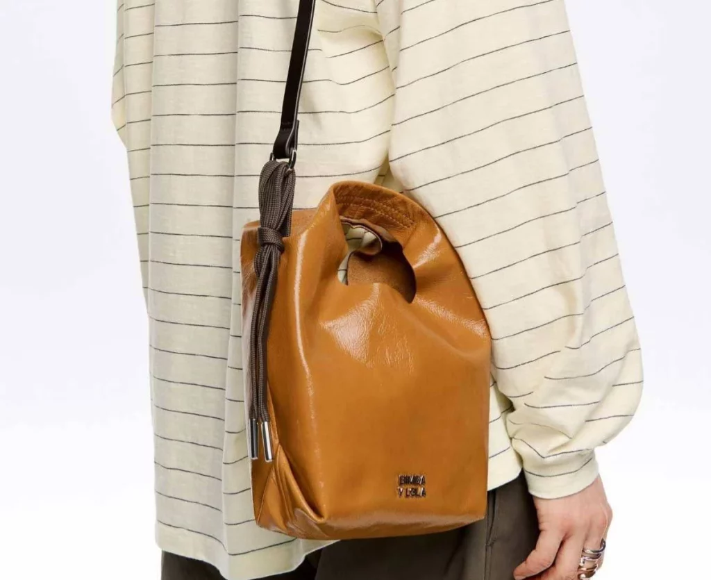 Bolso Paper mini piel caramelo de Bimba y Lola
