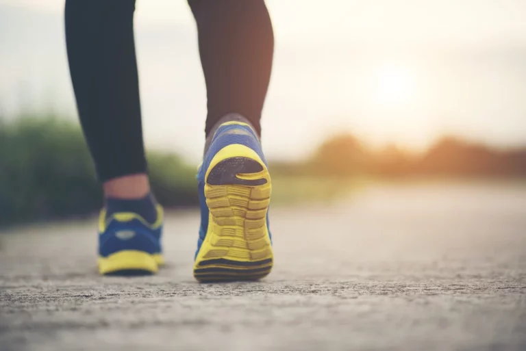 “Correr y los gimnasios no me van”: Dalma Funes (35) y su transformación física a los 48 gracias a estos 3 hábitos clave