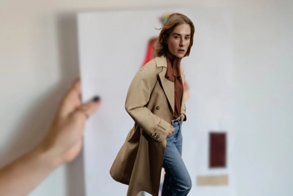 “Con esta chaqueta de Zara parezco gerente”: Andrea Meza (25), oficinista, revela 4 accesorios para elevar el look perfecto a la oficina 3 Moncloa Otra chaqueta que no puede faltar en tu fondo de armario