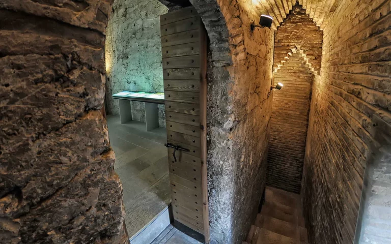 Ni la Giralda ni la Mezquita: la torre mudéjar de Teruel que te hará sentir en Samarcanda, sobre todo con la luz dorada de octubre
