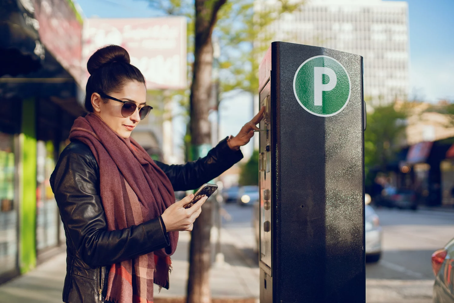 Si usas apps para pagar el parquímetro en Madrid, Omar Suse (33), informático avisa: 