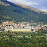 Nadie te avisa: lo que susurras en la Sala de los Secretos de El Escorial se escucha en la otra esquina y da miedo probarlo