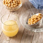 “Usar el agua de cocer garbanzos para sopa puede provocar malestares digestivos por la concentración de saponinas”, la advertencia de la nutricionista Ainhoa Lucena (50).