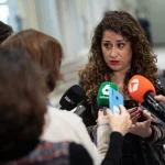 El PSOE exige a Feijóo que rompa su silencio ante las “mentiras” y el “deterioro institucional” de Ayuso