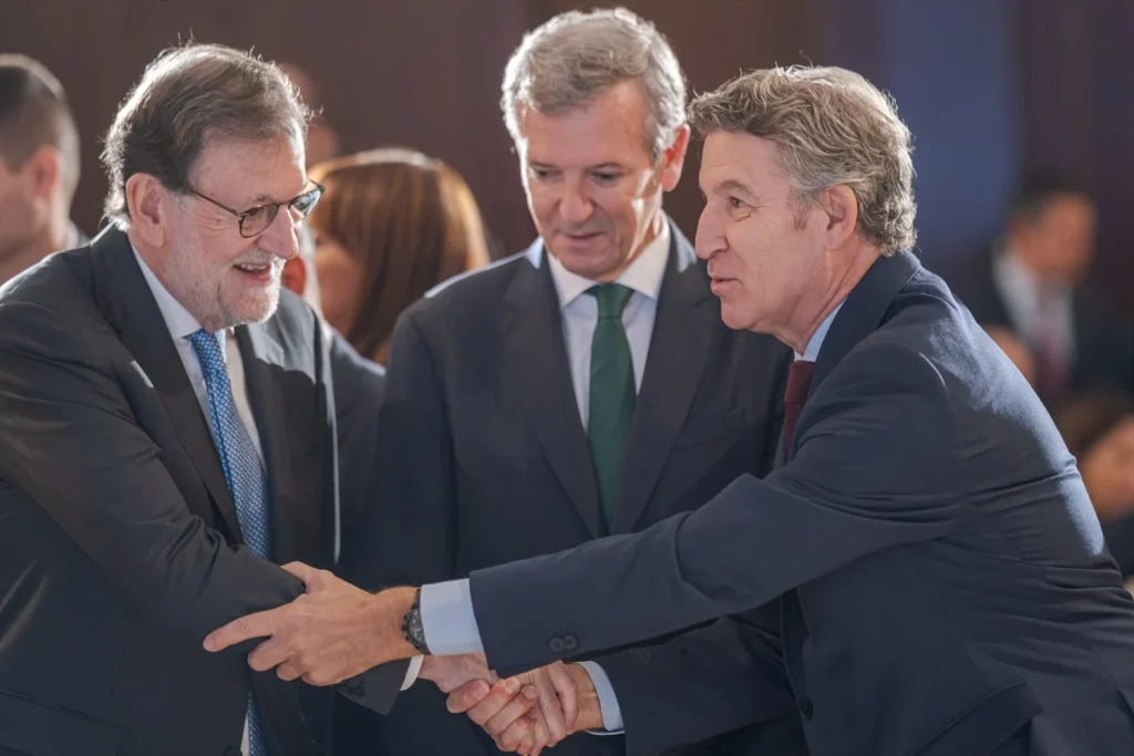 Alfonso Rueda y su 'obsesión' por una Galicia más allá del turismo 1 Moncloa EuropaPress 7029885 expresidente gobierno mariano rajoy presidente xunta galicia alfonso rueday Moncloa