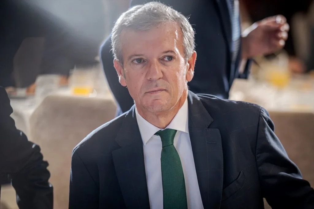 Alfonso Rueda y su 'obsesión' por una Galicia más allá del turismo 2 Moncloa EuropaPress 7029895 presidente xunta galicia alfonso rueda desayuno informativo forum europa Moncloa
