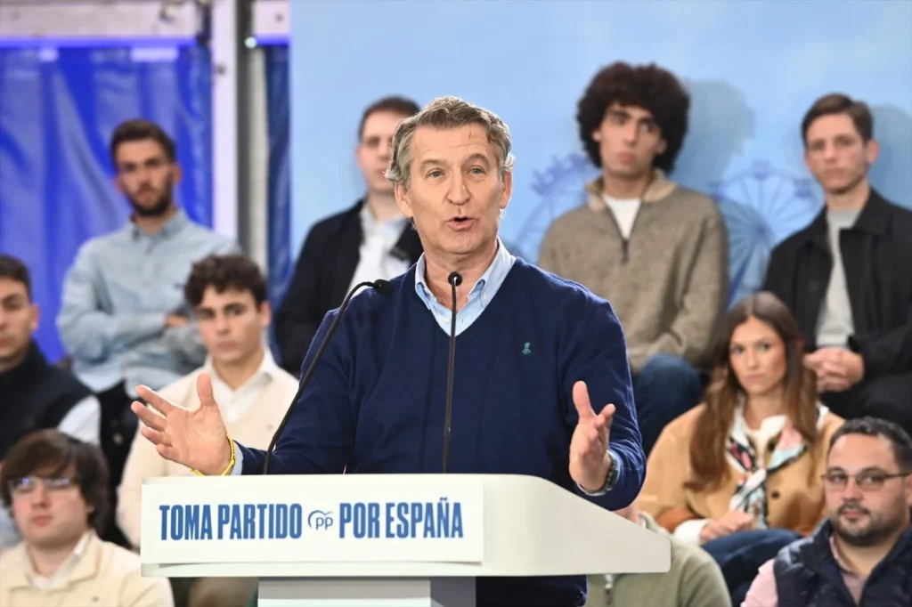 Feijóo presiona a Sánchez ante su comparecencia en el Senado 1 Moncloa EuropaPress 7055005 presidente partido popular alberto nunez feijoo interviene acto dia Moncloa