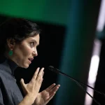 Ayuso se vuelca con los autónomos después del hachazo del Gobierno central